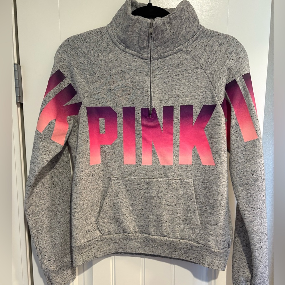 PINK by Victoria’s Secret-M 1/4 Zip Graphic Pullover